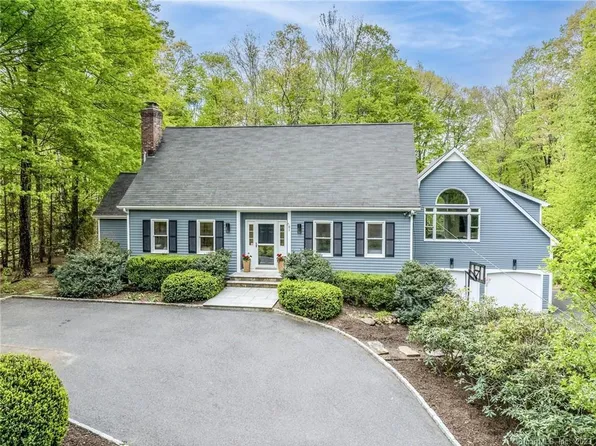 17 Granite Drive, Wilton, CT 06897