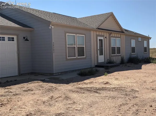20202 Landsend Ct, Fountain, CO 80817