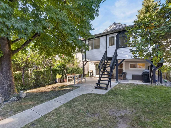 2218 E 11th Ave, Vancouver, BC V5N 1Z6