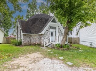 9606 Red Church Ln, Destrehan, LA 70047