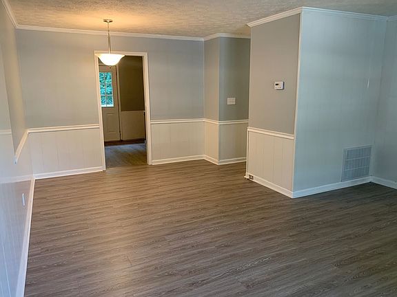 4th image of 23 Shadowood Cir SE APT 01