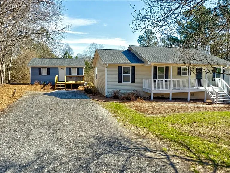 1817 Hardman Ln — Photo 18