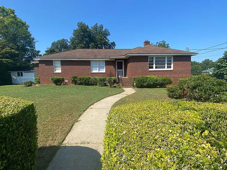 297 Macon Ave — Photo 1
