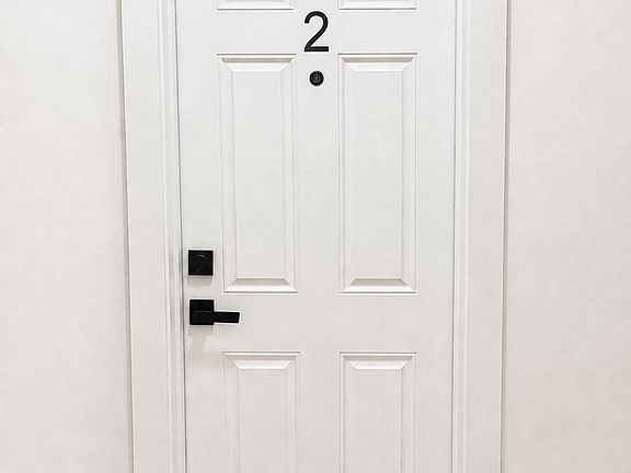 2nd image of 336A Danforth Ave #2