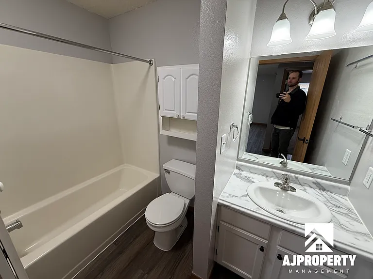 1000 S Summit Ave #3 — Photo 12