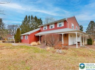 7685 Bryn Dr, Coopersburg, PA 18036