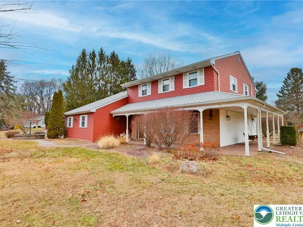 7685 Bryn Dr, Coopersburg, PA 18036