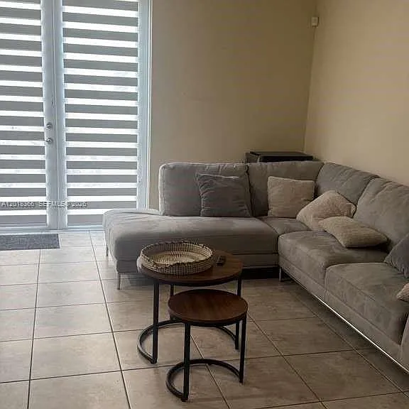 9431 SW 172nd Ave — Photo 7