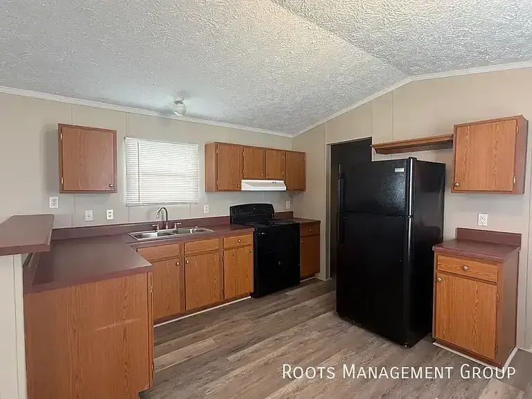 387 Webster Rd #53 — Photo 4