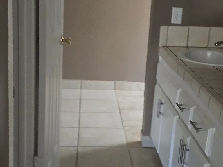 8100 Hemlock Ave #A — Photo 9