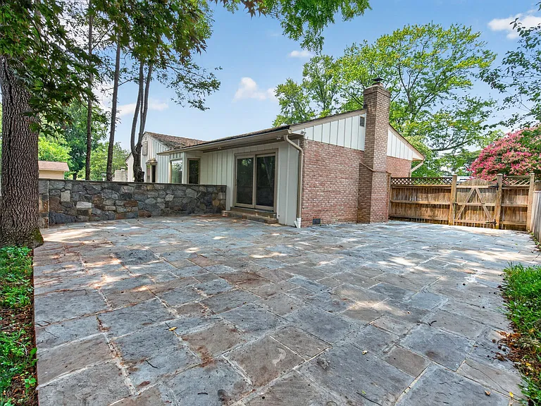 6216 Goodview St — Photo 46