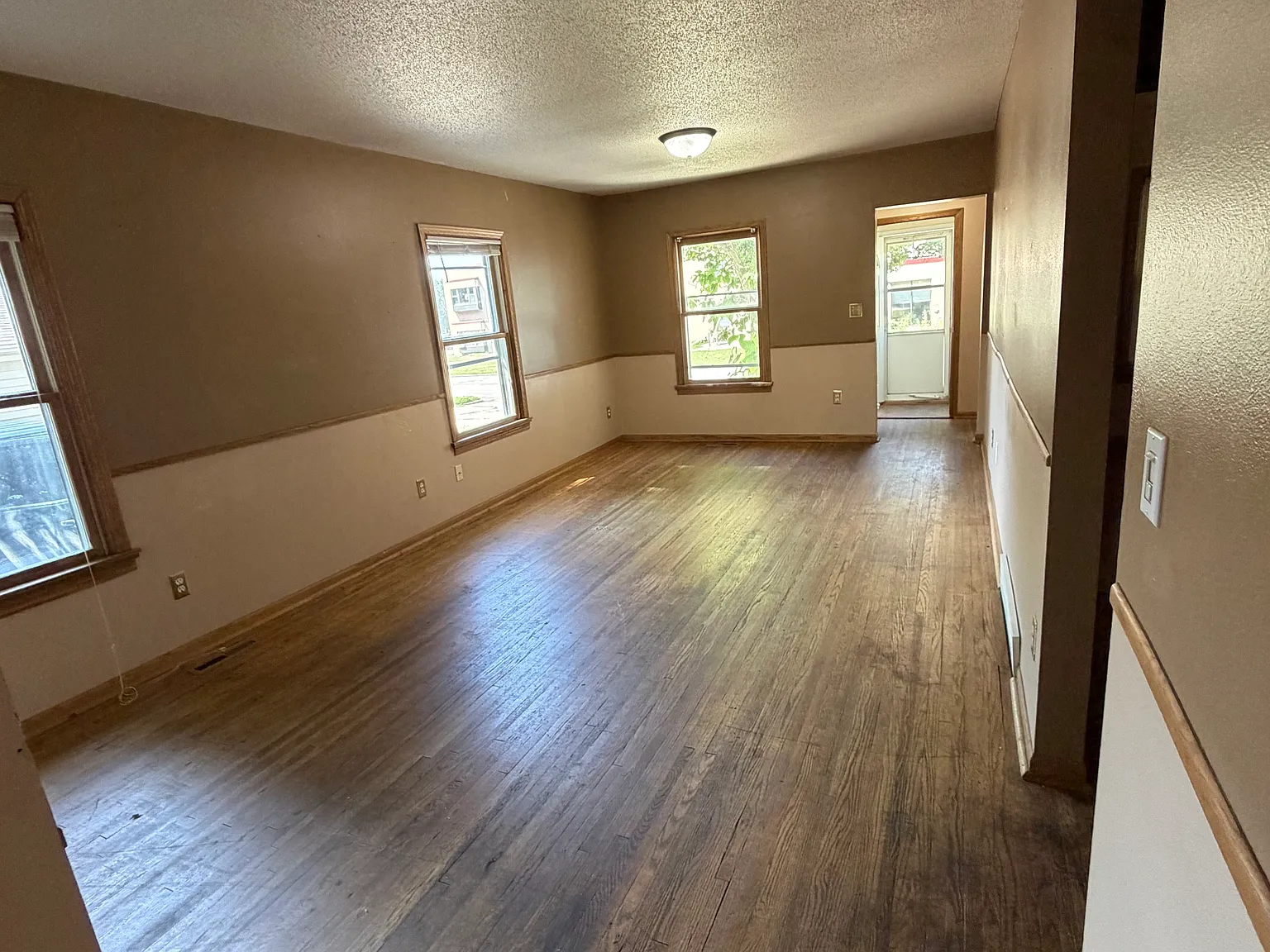 4 bed, 1800 sqft, $2,000 — Photo 4