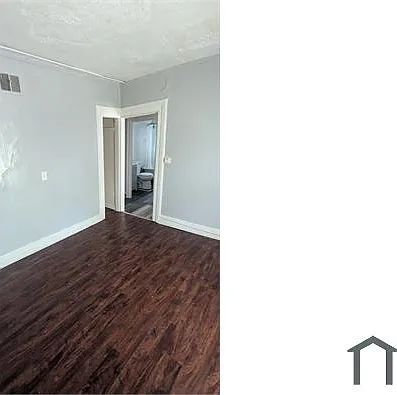 1046 S Clinton Ave #4 — Photo 2