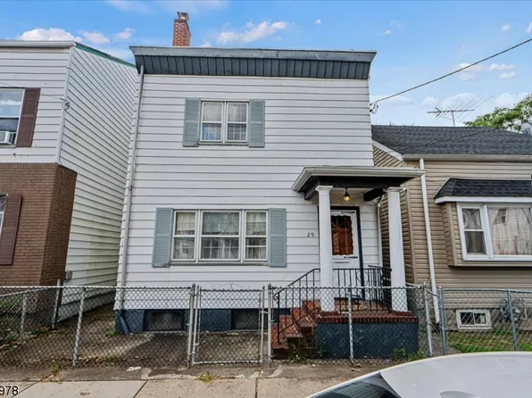 29 Ryerson Ave, Paterson City, NJ 07502
