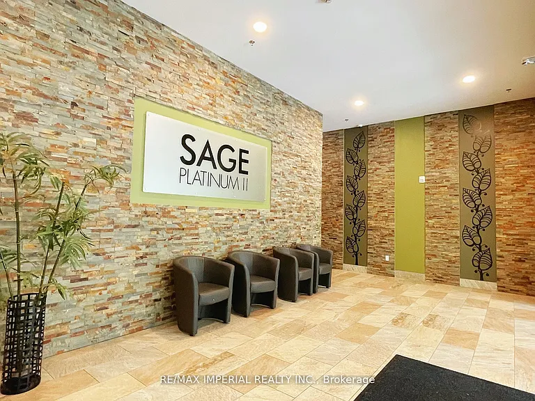 308 Lester St #210 — Photo 3