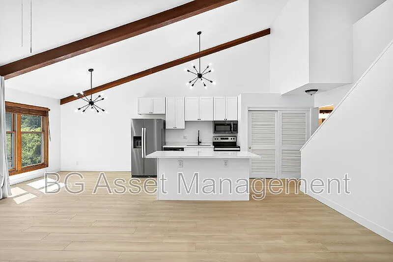 2 bed, 2.0 bath, 1193 sqft, $2,950 — Photo 4