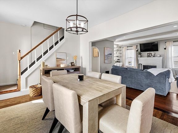 3rd image of 96 Bellevue Ave