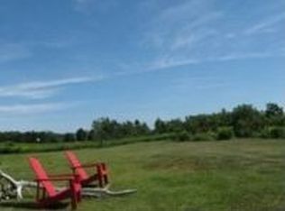 10 Fish Pt, Milbridge, ME 04658