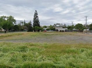 2395 N Arthur Ave, Fresno, CA 93705