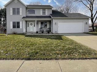 50885 Lexington Glen Dr, Granger, IN 46530