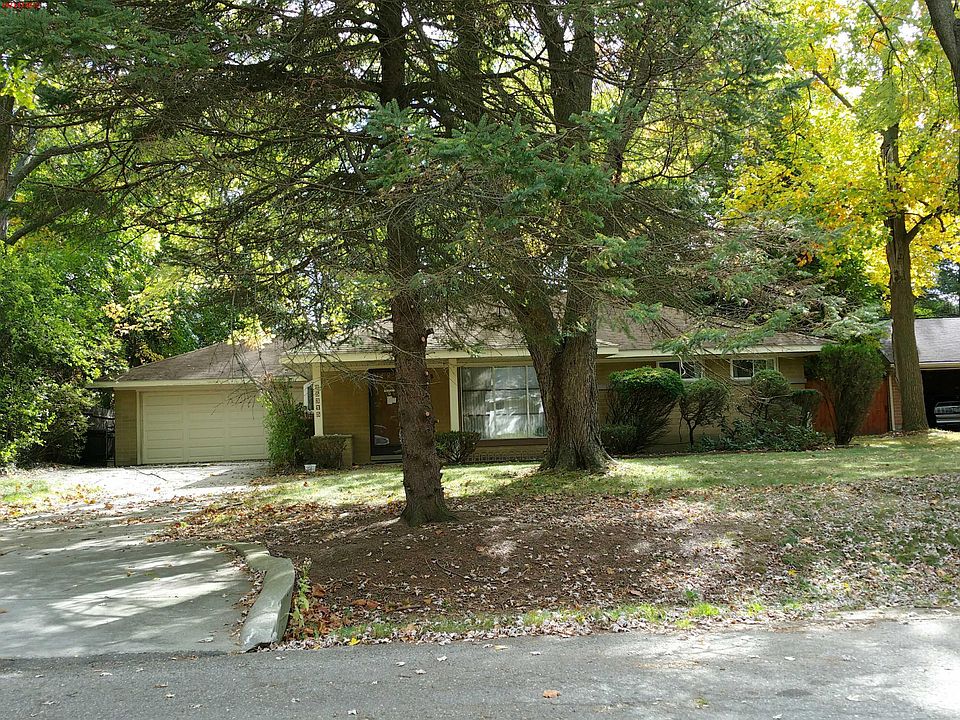 1st image of 25315 Orchard Grove St