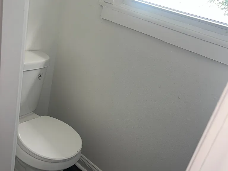 1207 Deslonde St #1207 — Photo 7