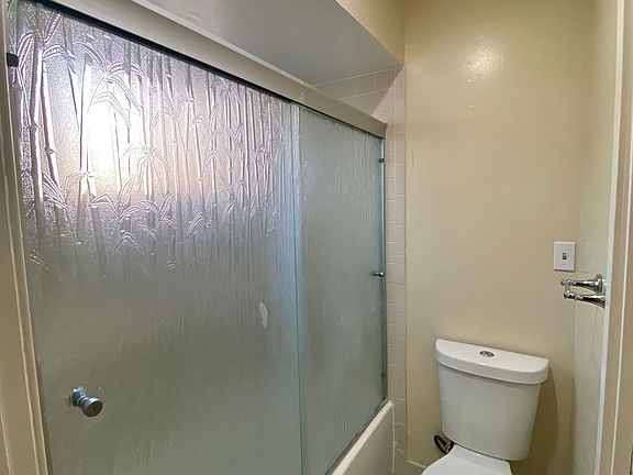 5th image of 395 Orange St #B