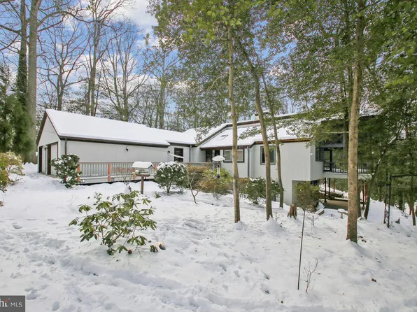 22 Windward Dr, Severna Park, MD 21146