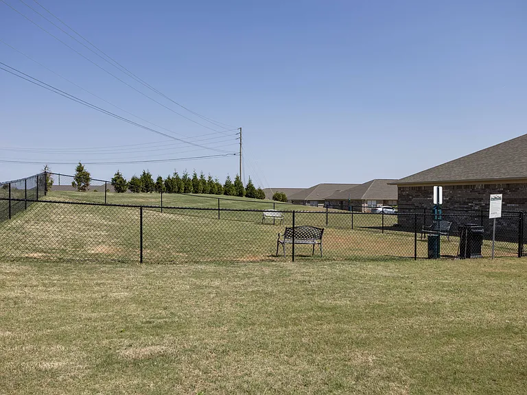 The Oakley at Deerfield — Photo 18