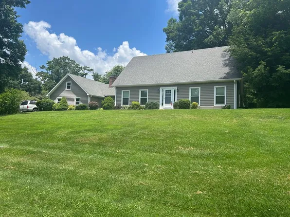 18335 Westwood Dr, Abingdon, VA 24211