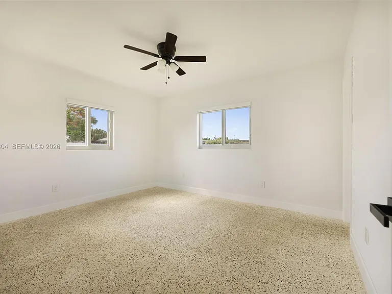 10340 SW 157th St — Photo 10