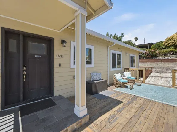 17208 President Dr, Castro Valley, CA 94546