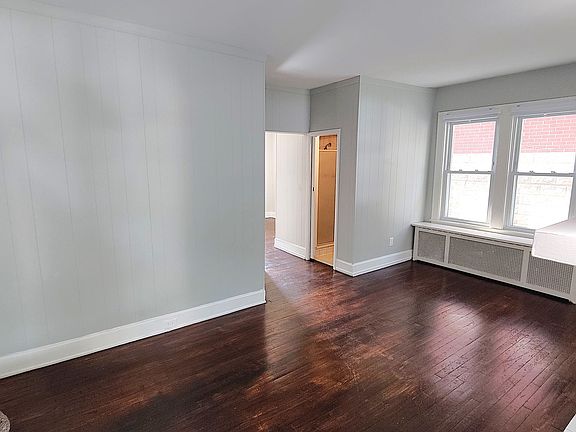 2nd image of 542 N Fairmount St