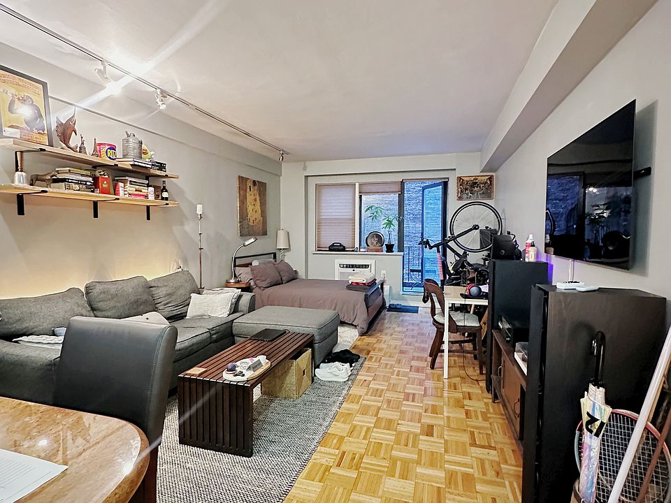 1st image of 240 E 46th St APT 1C