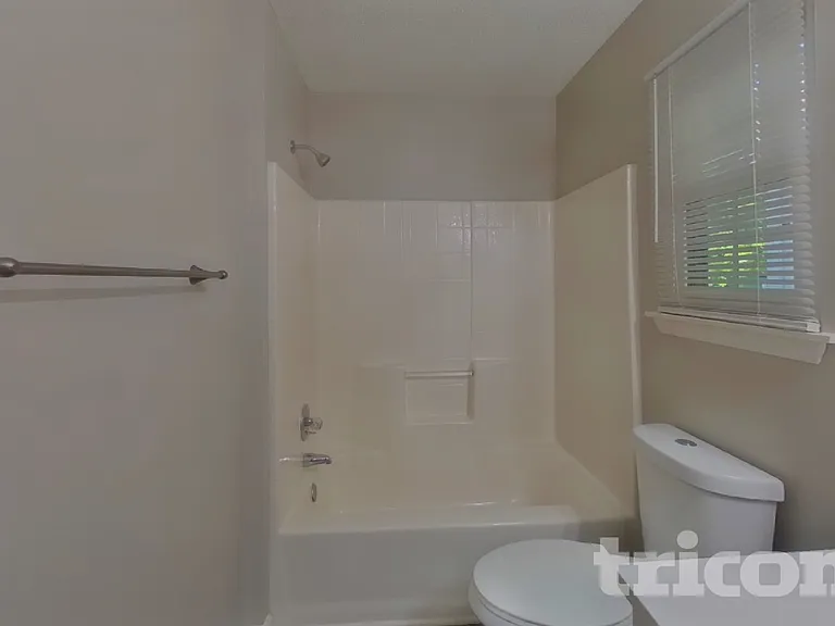 10334 Creswell Ct — Photo 11