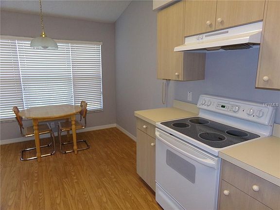 4th image of 1033 Almondwood Dr