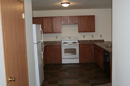 4th image of 2722 Scenic Dr APT 308