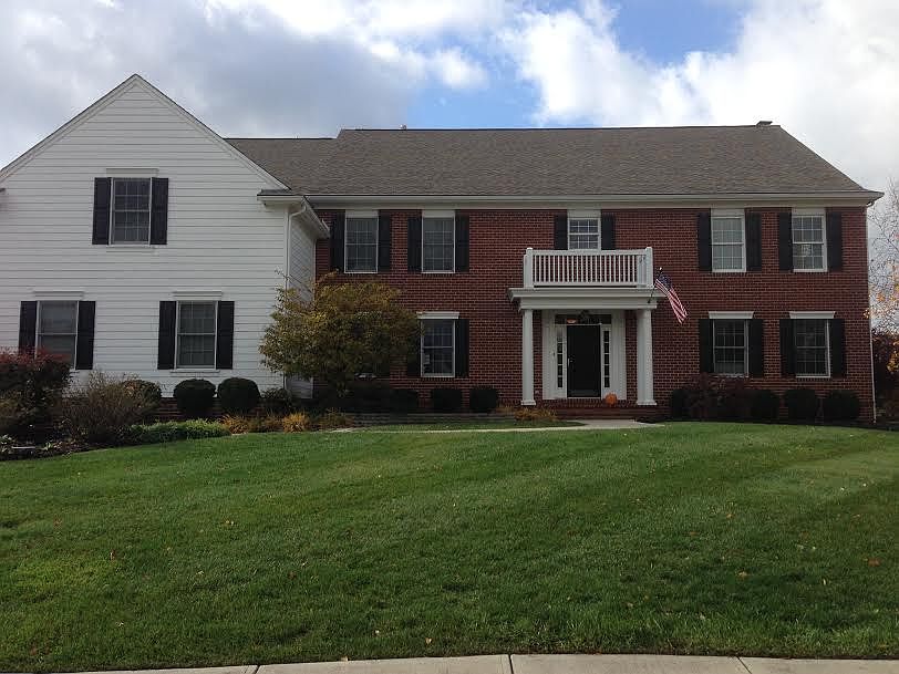 1st image of 7101 Robertson Ct