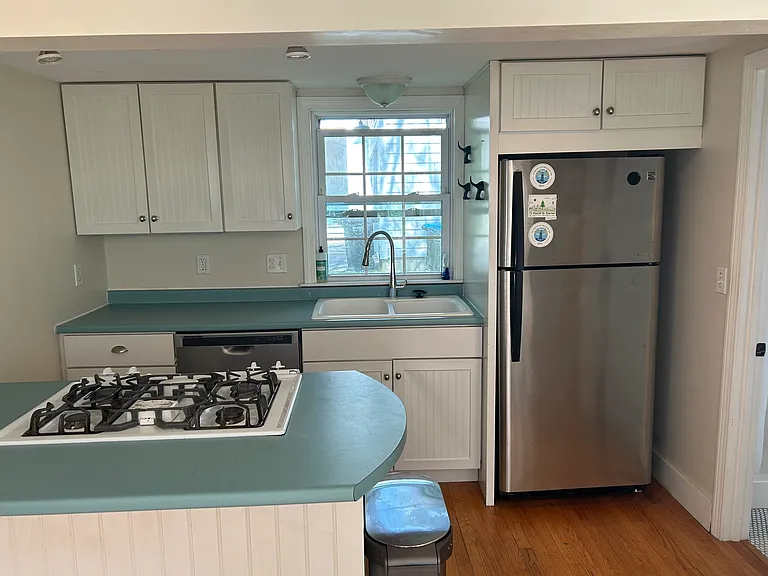 57 Underwood Rd — Photo 9