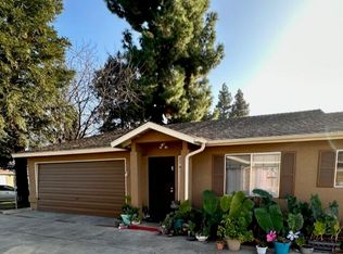 1028 Sunnyside Ave, Clovis, CA 93611