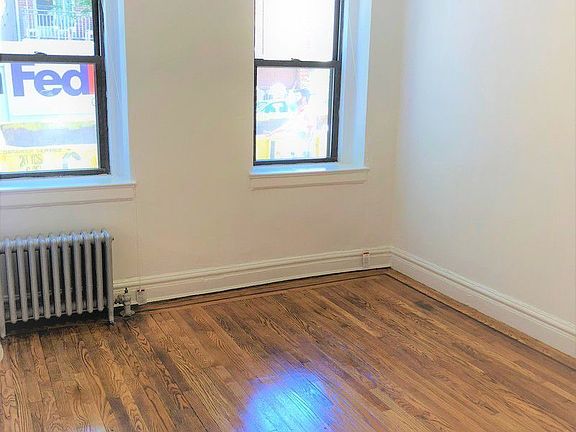 5th image of 3279 30th St APT 1D