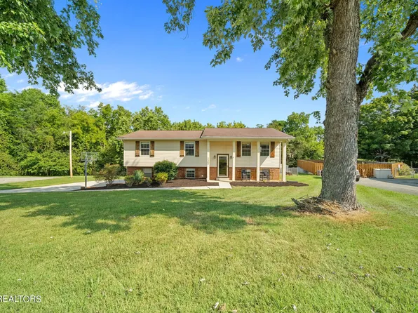 2309 Shawn Dr, Maryville, TN 37803