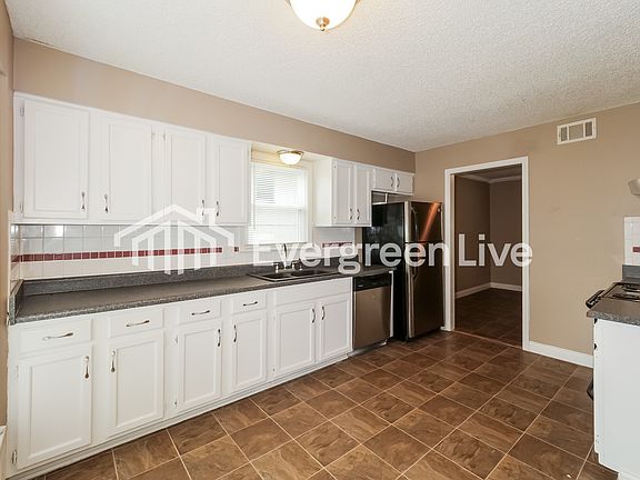 4th image of 18904 E Hanthorn Dr