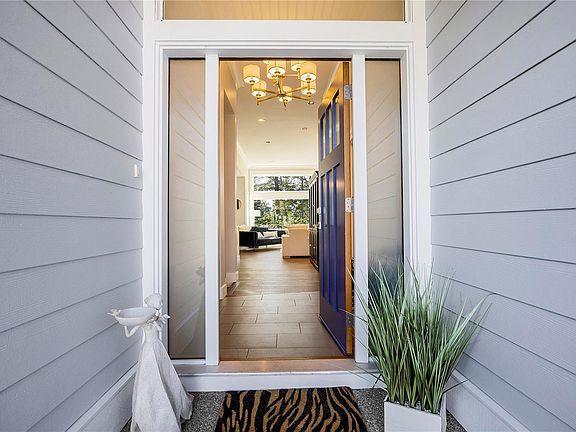3rd image of 207 Linstead Pl