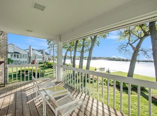 16928 Landing Dr, Spring Lake, MI 49456