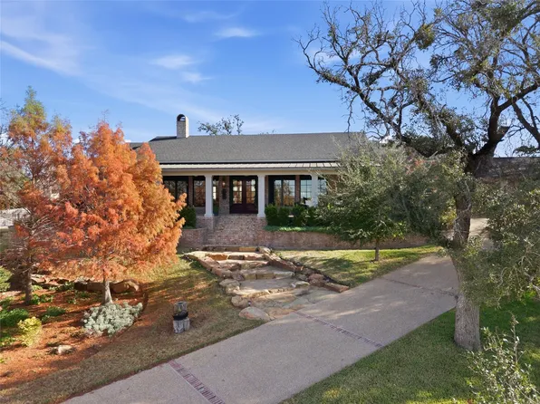 15021 Sendero Ln, Woodway, TX 76712