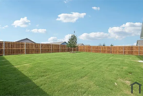 1629 Lercara Ln — Photo 11