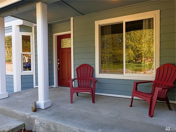2nd image of 19524 17th St SW