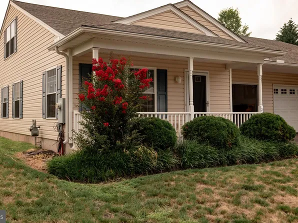 264 E Harmony Dr #99, Pottstown, PA 19464
