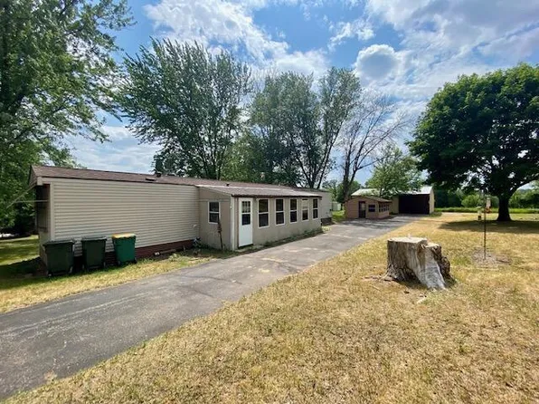 N6161 Pleasant DRIVE, Princeton, WI 54968